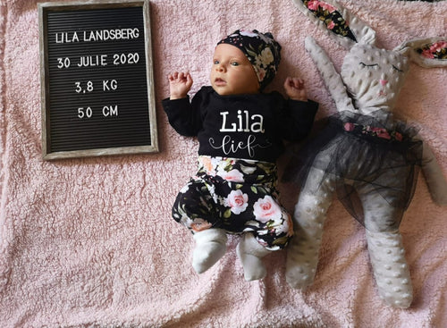 Lila Lief Newborn Outfit