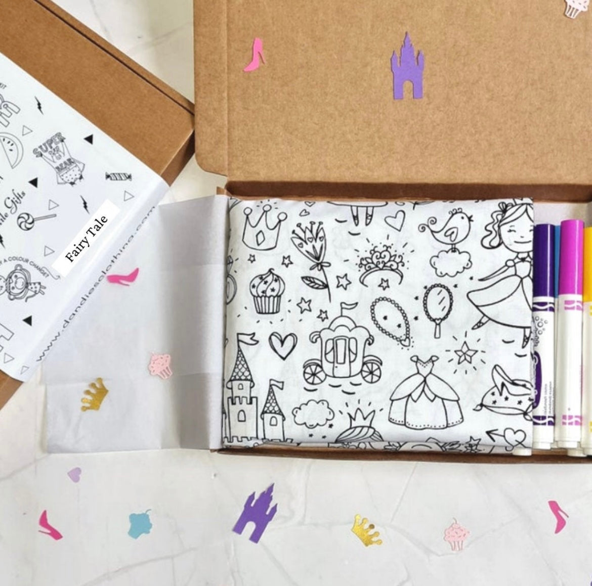 Colouring table cloths